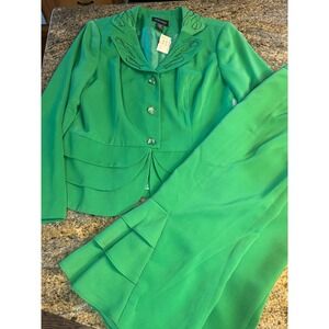 NWT ASHRO Emerald Green Beaded Collar Suit Jacket Skirt Set Women Size 10